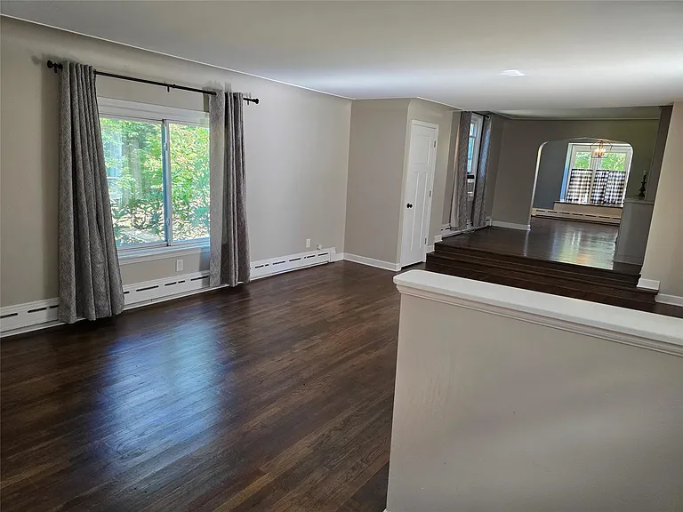 249 W Buell Rd E — Photo 52