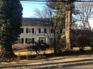 16 Luddington Rd, West Orange, NJ 07052