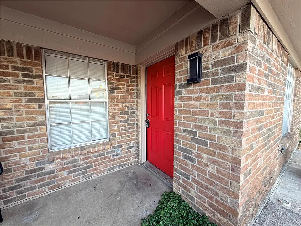 5804 Tinsley Dr