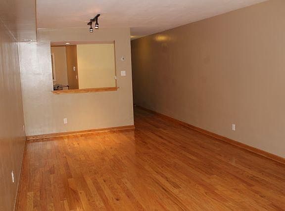 5th image of 240 S Oak Park Ave APT 202