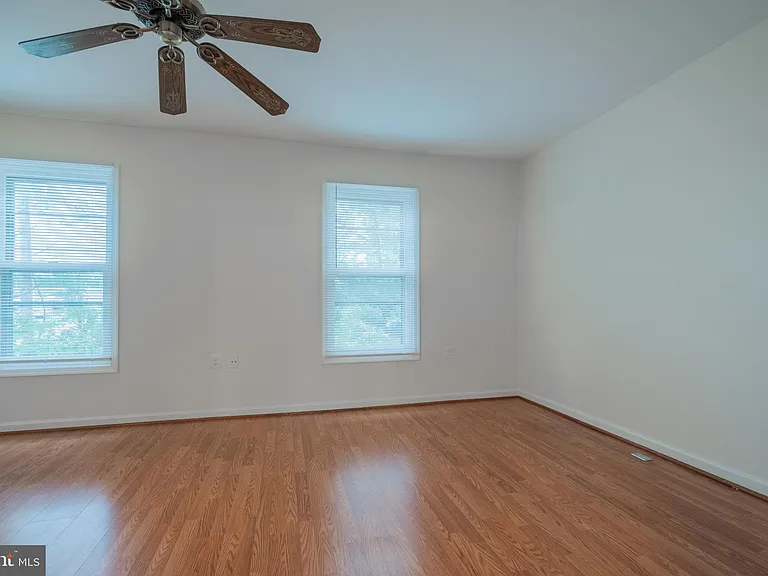 14167 Royal Oak Ln — Photo 19