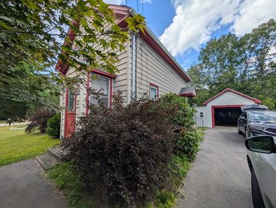 66 Brookfield Rd, Charlton, MA, 01507