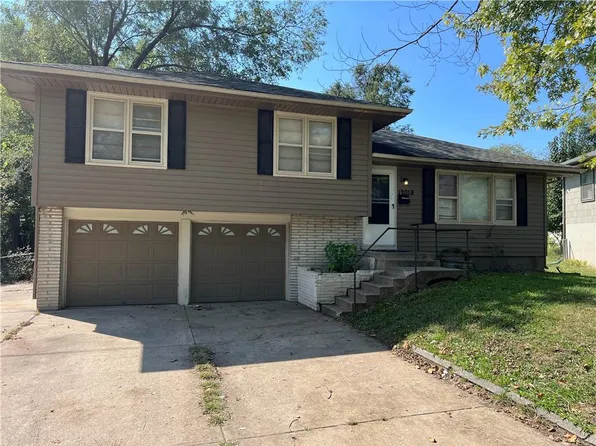 12018 Belmont Ave, Grandview, MO 64030