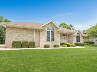 24029 S Navajo Dr, Channahon, IL 60410