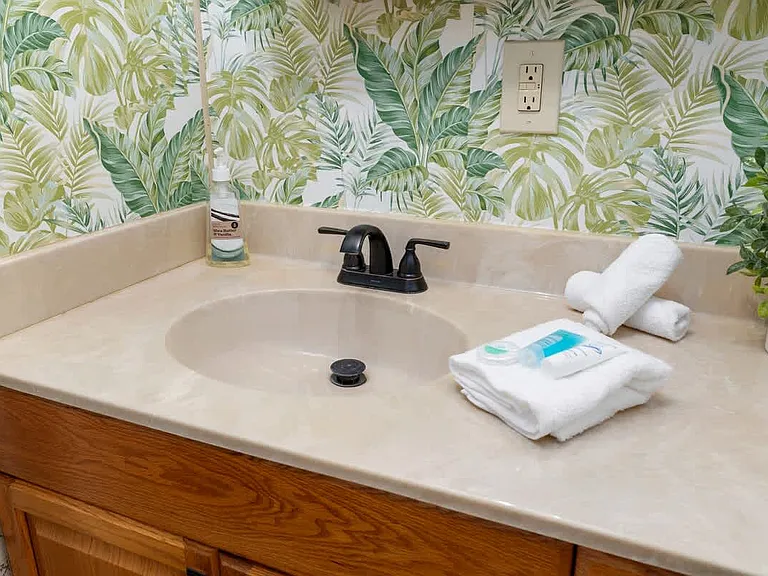 10034 Hamp Dr — Photo 24