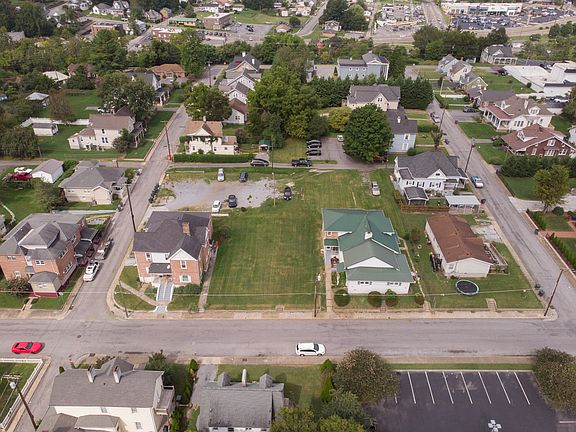 3rd image of 518 6th St #1