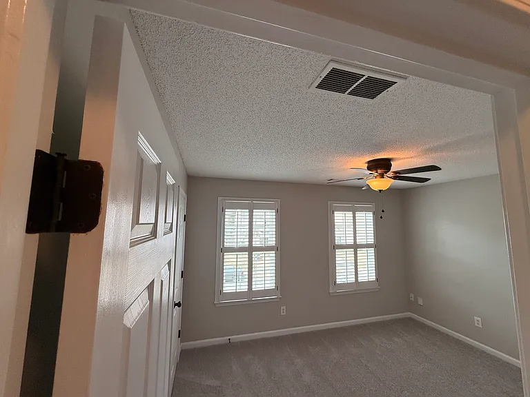 1637 Heyford Cir NW — Photo 12