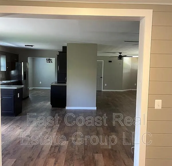 18061 Crampton Ln — Photo 5