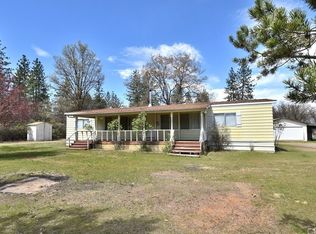 215 Hammond Rd, Yreka, CA 96097