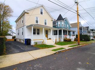 22 Russell Ave, Newport, RI 02840