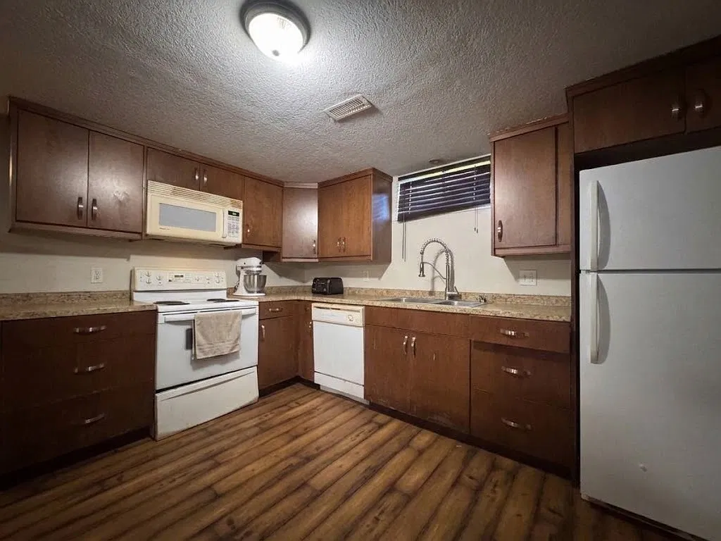 258 Shelley Drive Kitchener — Photo 3