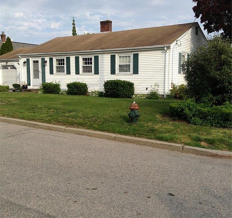 1st image of 224 Fiat Ave