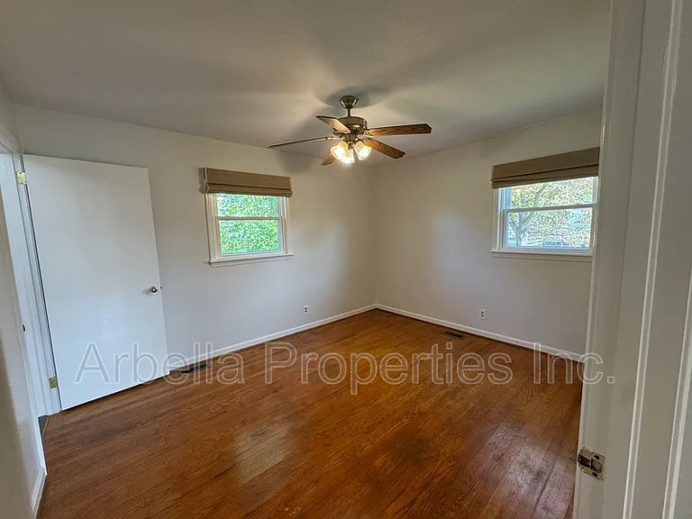 1713 Seward Dr — Photo 22