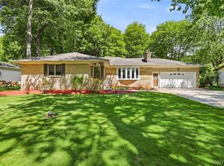 941 Boncliff Dr, Alden, NY 14004