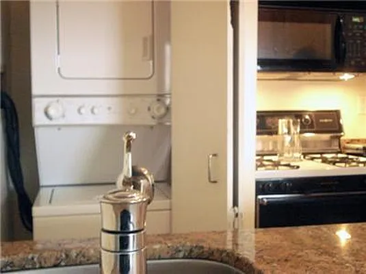 Sold by Hudson 3 Inc | media 5