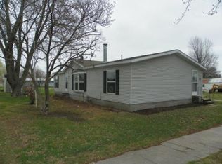 203 N Hamilton St, Keota, IA 52248
