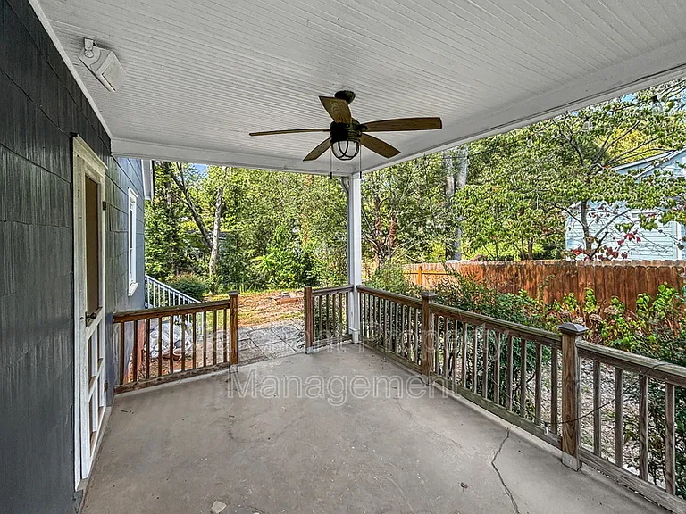 312 Briarcliff Dr — Photo 32