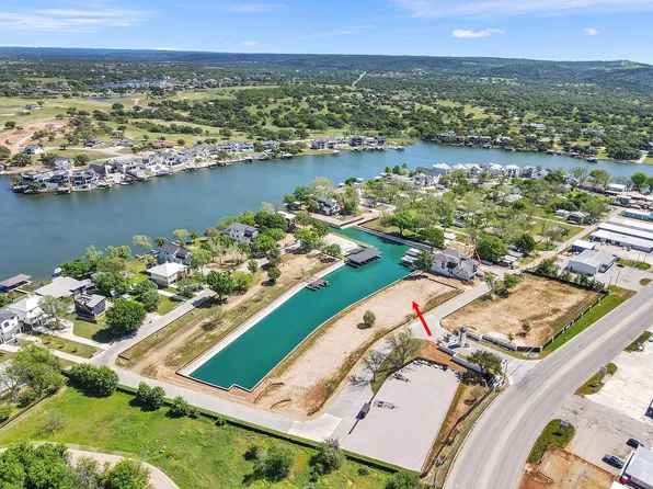 15 Lake Street, Kingsland, TX 78639
