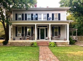 712 W Pleasant Hill Rd, Salina, KS 67401