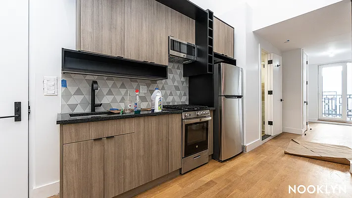 Rented by Nooklyn NYC LLC | media 30