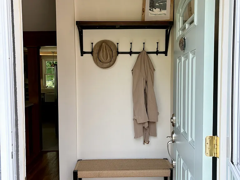 19 Pine Rd — Photo 1