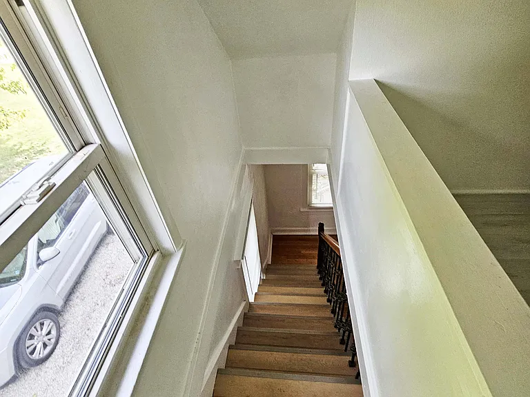 View 2nd Floor Staircase