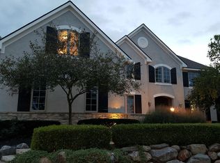 9033 Tartan Fields Dr, Dublin, OH 43017