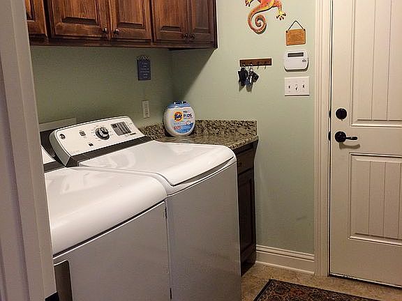 5th image of 5325 Barberry Ln