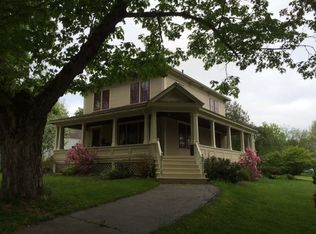 23 Swan St, Calais, ME 04619