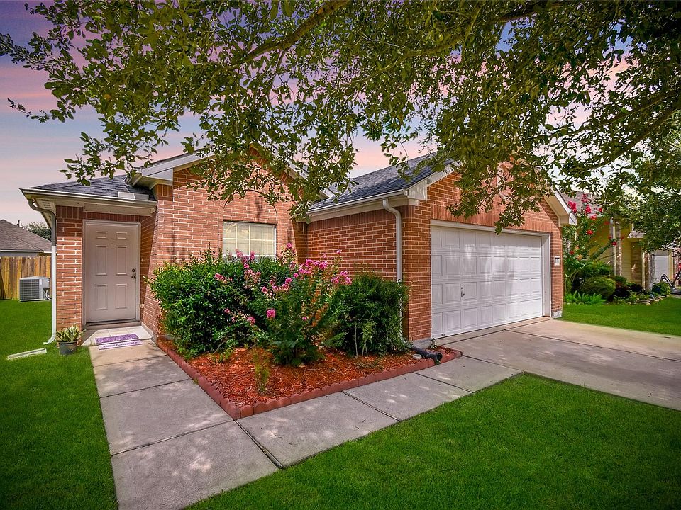 1st image of 2319 Blue Reef Dr
