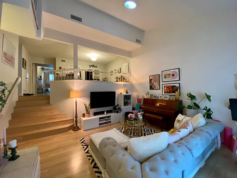 3275 Caminito Eastbluff #206 — Photo 1