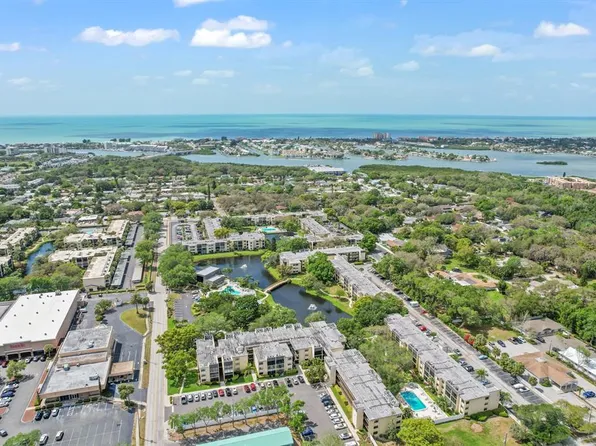 14130 Rosemary Ln APT 1115, Largo, FL 33774