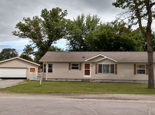 817 Shady Shore Dr, Bay City, MI 48706