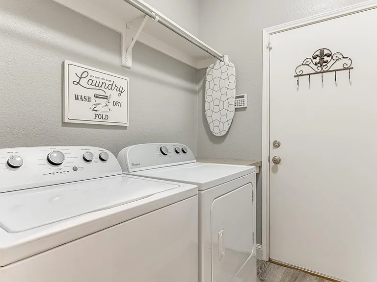 3607 Canyon View Ct — Photo 23