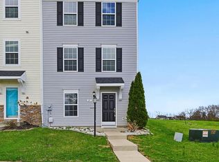 49 Britania Ct, Martinsburg, WV 25405