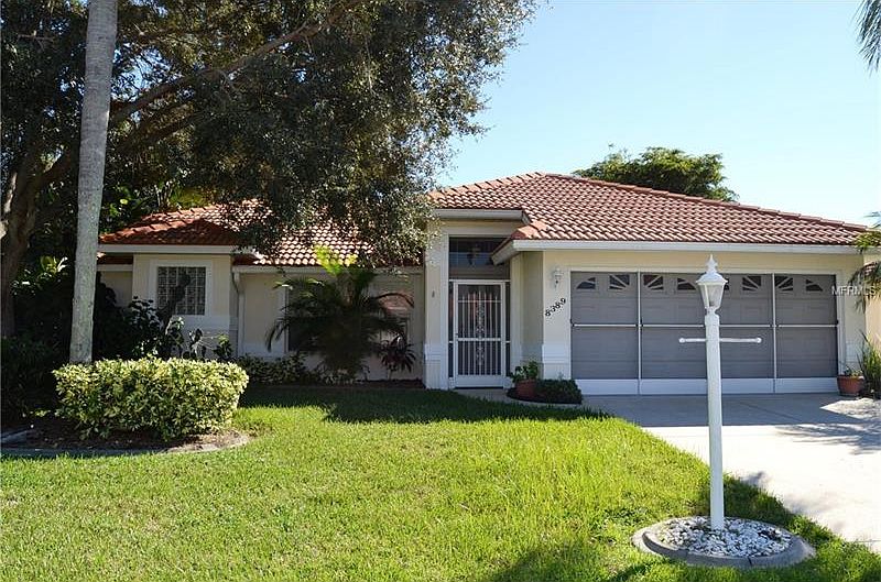 1st image of 8389 Pondview Ln