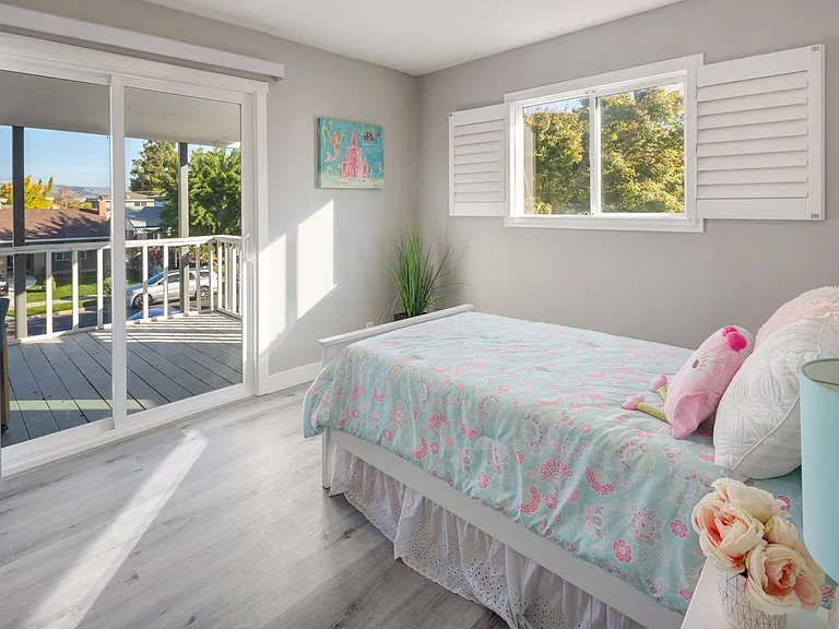 5875 Ettersberg Dr — Photo 25