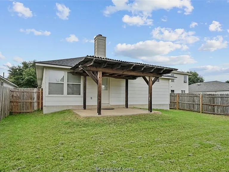 4318 Spring Garden Dr — Photo 20