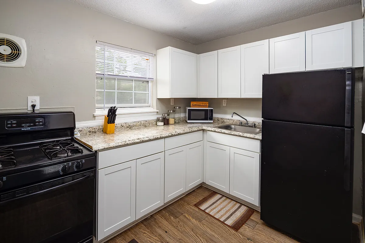 Building Photo - Lanier Terrace Apartments