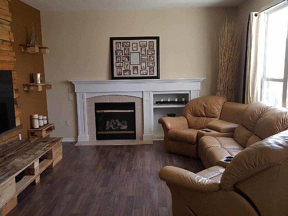 3rd image of 5883 W Grove Dr SE