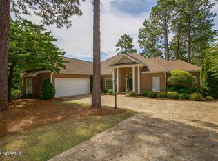 138 Steeplechase Way, Southern Pines, NC 28387