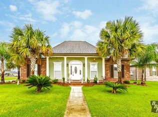 345 Tigerlily Dr, Houma, LA 70360
