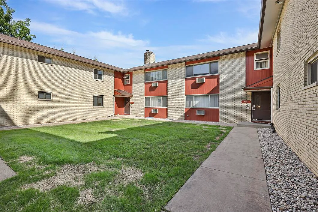 6210 Mineral Point Rd, Madison, WI 53705 — Photo 1