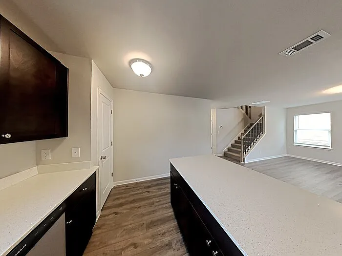 20 Daniel Ln — Photo 4