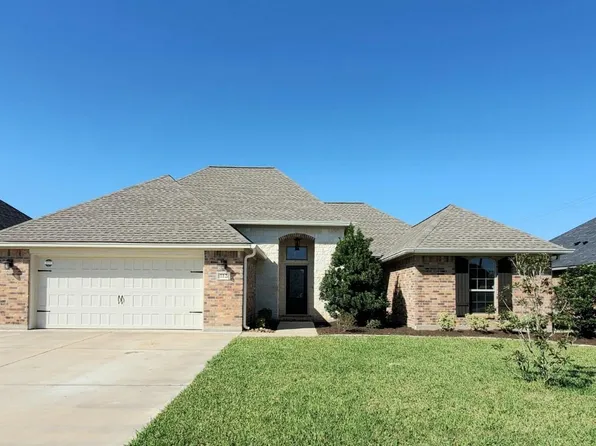 112 Cinnamon Ln, Lake Jackson, TX 77566