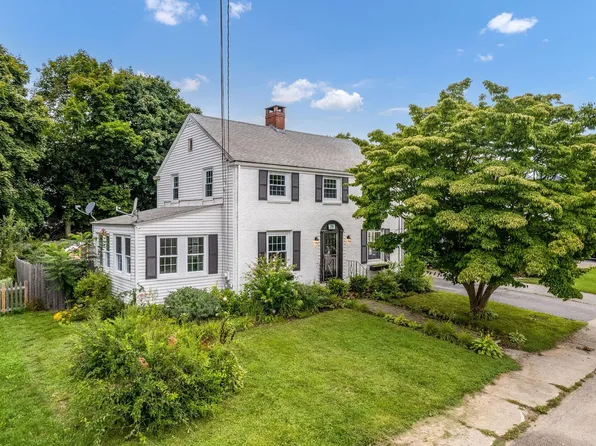 79 Hillside Avenue, South Portland, ME 04106