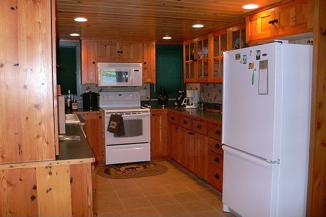 2nd image of 9055 Wilderness Point Rd