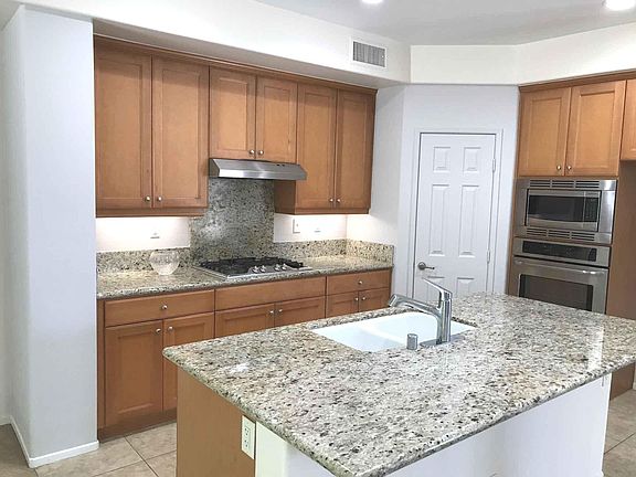 5th image of 46557 Kalmia Ct