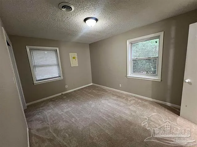 5733 Orange St — Photo 15
