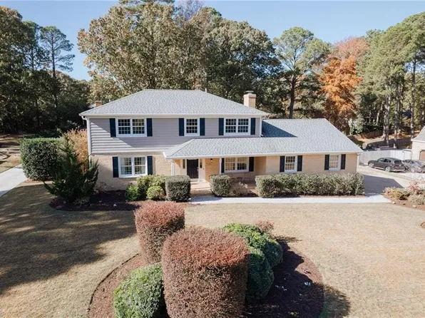 1529 Bay Point Dr, Virginia Beach, VA 23454